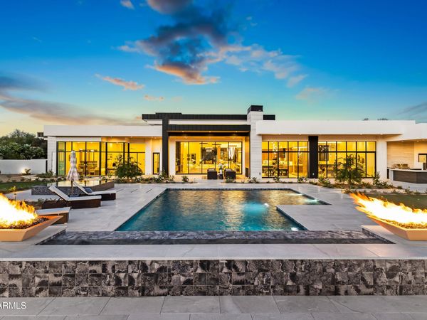 8100 N 64TH Place, Paradise Valley, AZ 85253