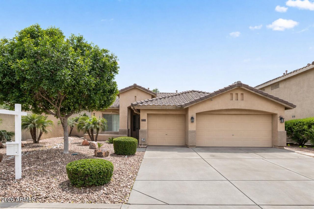 5409 W Hartford Avenue, Glendale, AZ 85308 Main Photo