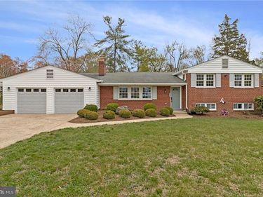 1915 SHANNON COURT , ALEXANDRIA, VA 22306