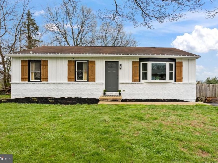 464 W Ridge Road, Elizabethtown, PA 17022 Main Photo