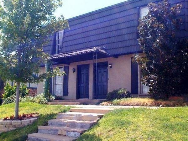 2729 Hurstview Drive, Unit A, Hurst, TX 76054