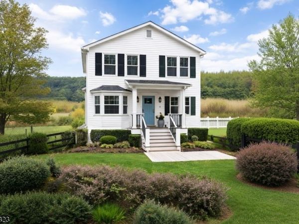 8 Mendham Ave, Morris, NJ 07960