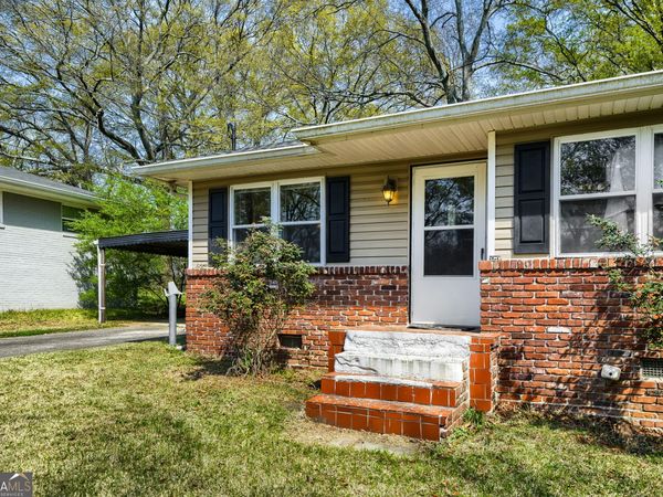 8504 Meadowbrook Drive, Douglasville, GA 30134