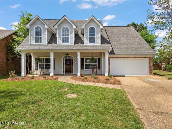 303 Apple Blossom Court, Brandon, MS 39047