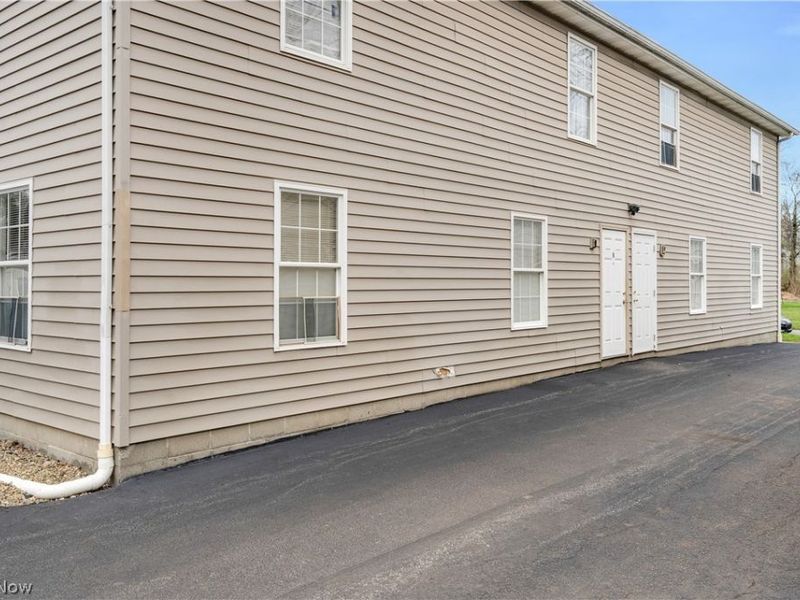 832 Michigan Avenue, Youngstown, OH 44504 Photo 7