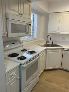 18081 SE Country Club Drive, Unit 21-205, Jupiter, FL 33469 Photo