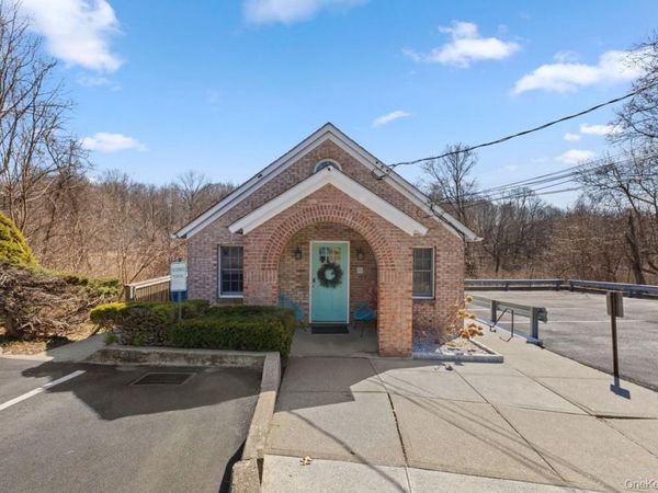 18 Miller Road, Mahopac, NY 10541