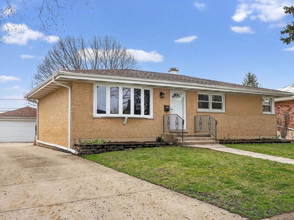 970 N Fischer Drive , Addison, IL 60101