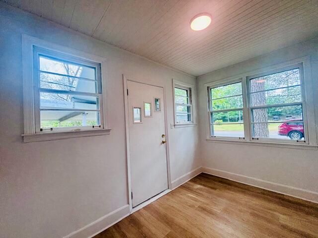 356 Seminole Drive Photo 7