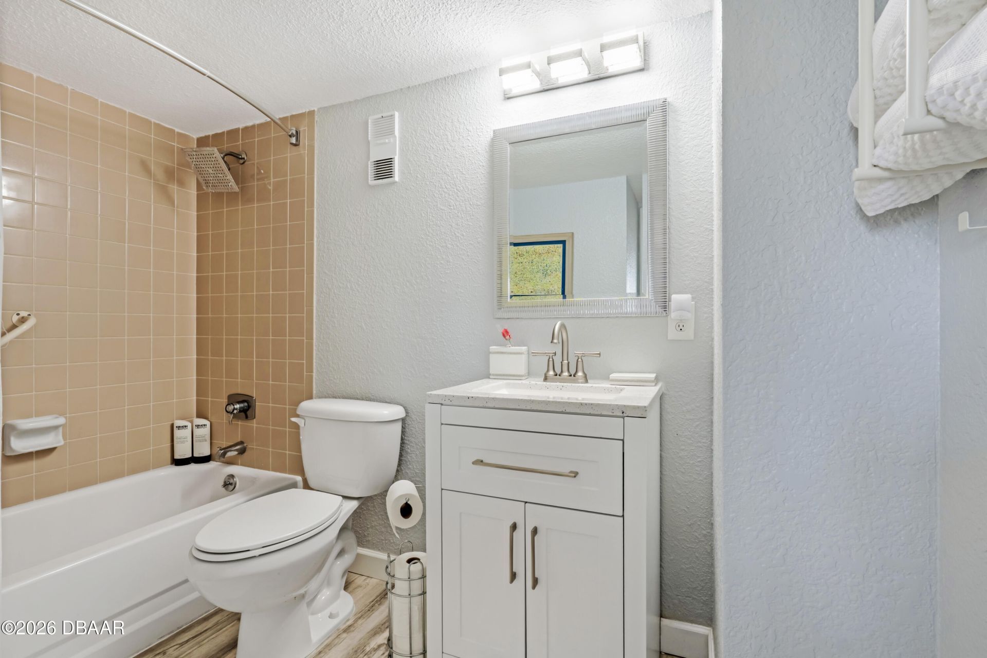 925 N Halifax Avenue, Unit 307, Daytona Beach, FL 32118 Photo