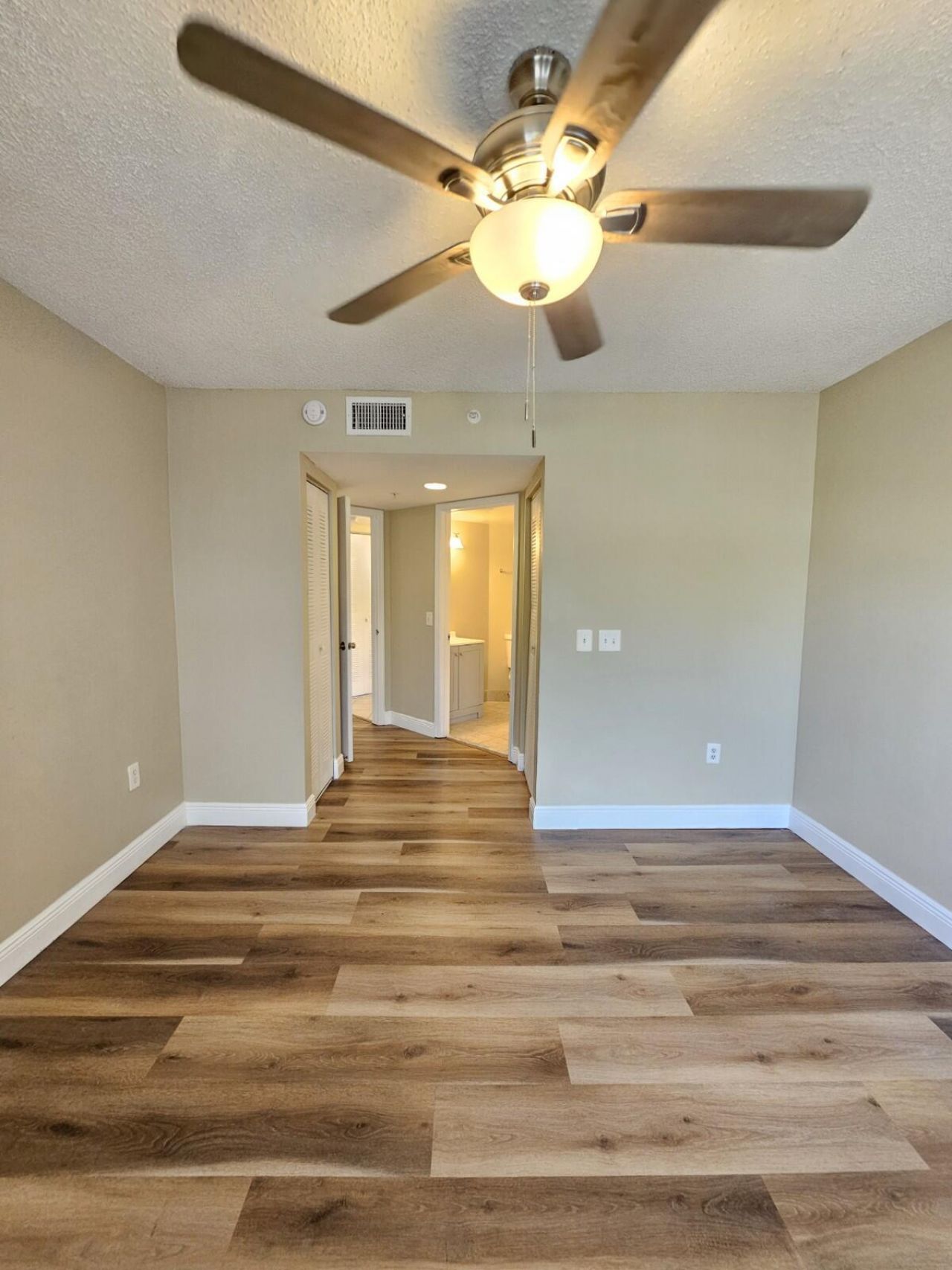 4191 N Haverhill Road, Unit 408, West Palm Beach, FL 33417 Photo