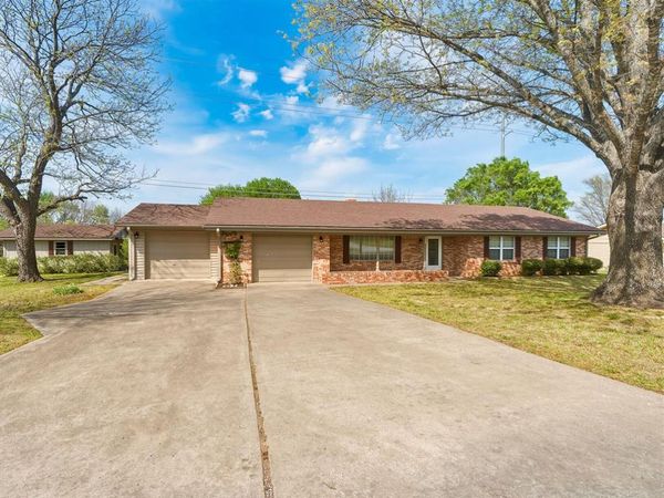 16086 County Street 1562 , Ada, OK 74820