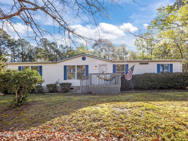 340 Belgrade Swansboro Road, Stella, NC 28582