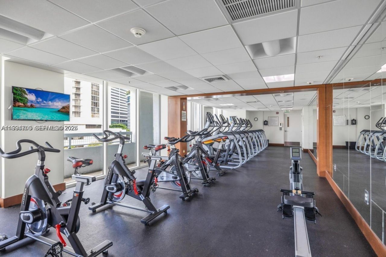 41 SE 5th St, Unit 1306, Miami, FL 33131 Photo