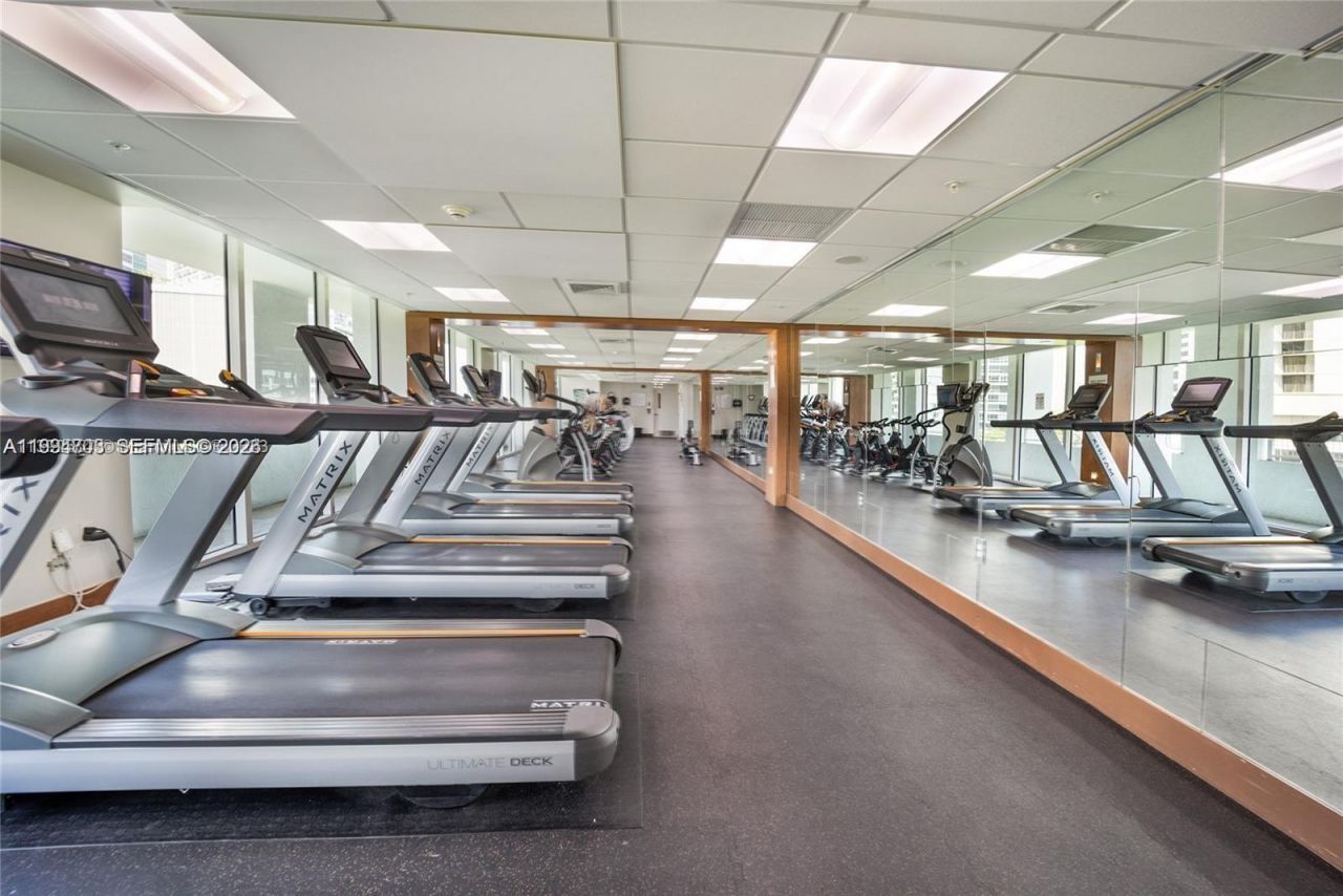 41 SE 5th St, Unit 1306, Miami, FL 33131 Photo