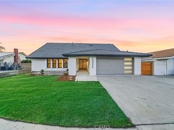 15335 Seine Circle, Irvine, CA 92604