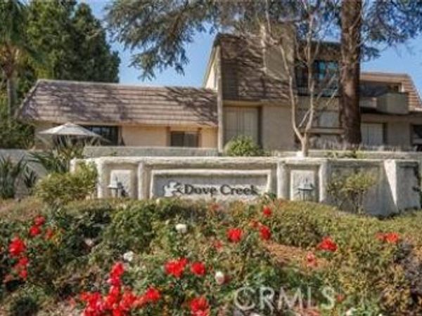 6121 Shoup, Unit 35, Woodland Hills, CA 91367