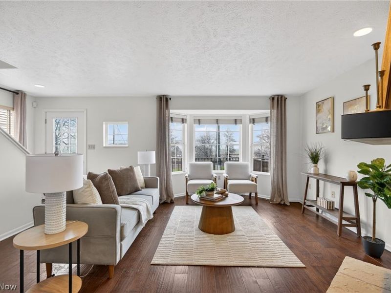 6943 Father Caruso Drive, Cleveland, OH 44102 Photo 21