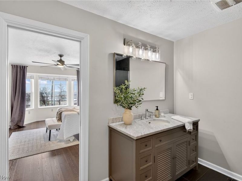 6943 Father Caruso Drive, Cleveland, OH 44102 Photo 30