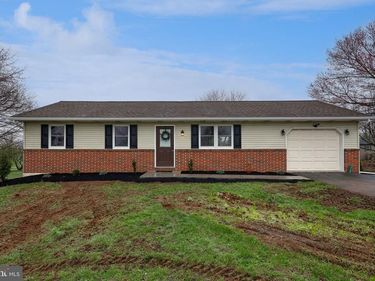 7751 LANCASTER AVENUE , MYERSTOWN, PA 17067