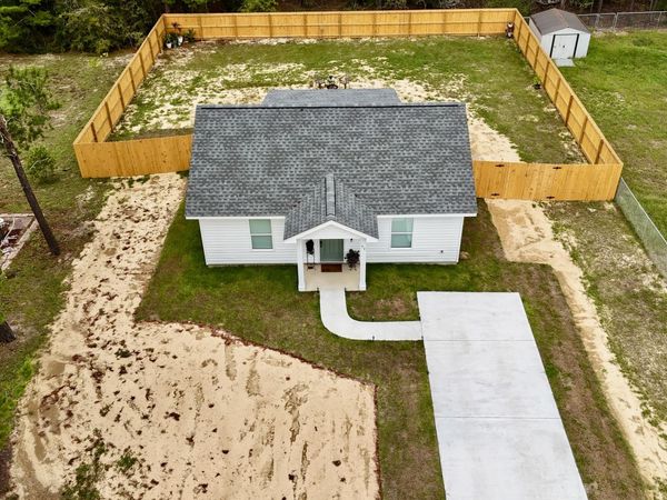 71 E Lafavre Lane, DeFuniak Springs, FL 32433