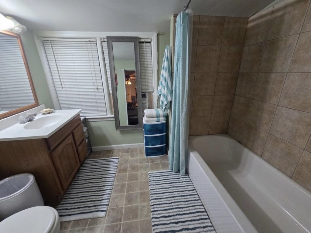 98 Old Cemetary Rd. Photo 10