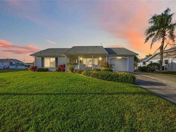 886 E 4TH STREET, ENGLEWOOD, FL 34223