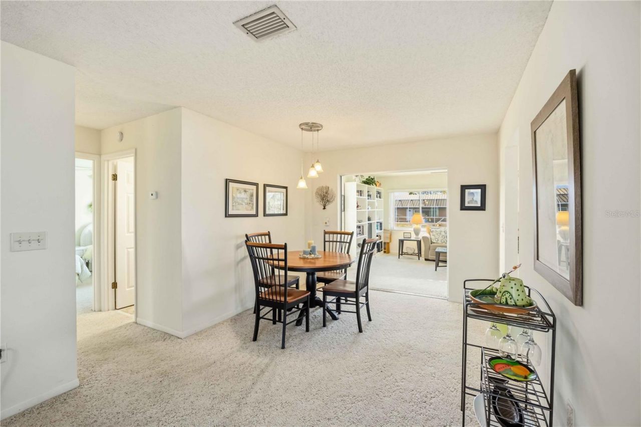 886 E 4th Street, Englewood, FL 34223 Photo