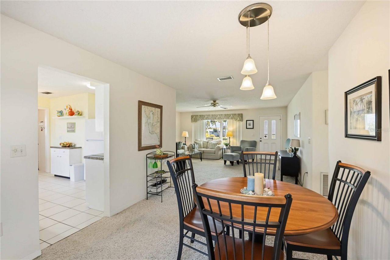 886 E 4th Street, Englewood, FL 34223 Photo