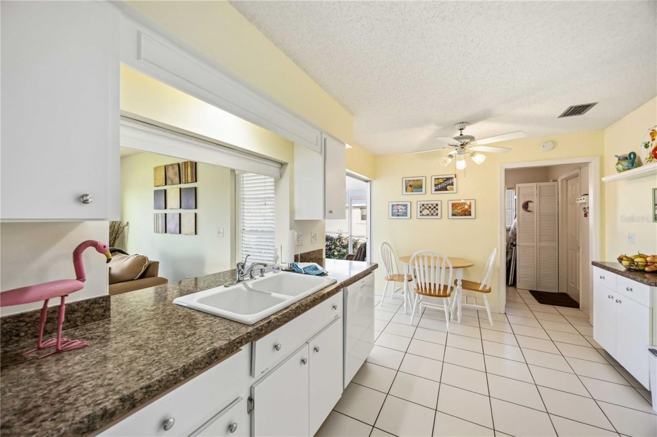 886 E 4th Street, Englewood, FL 34223 Photo