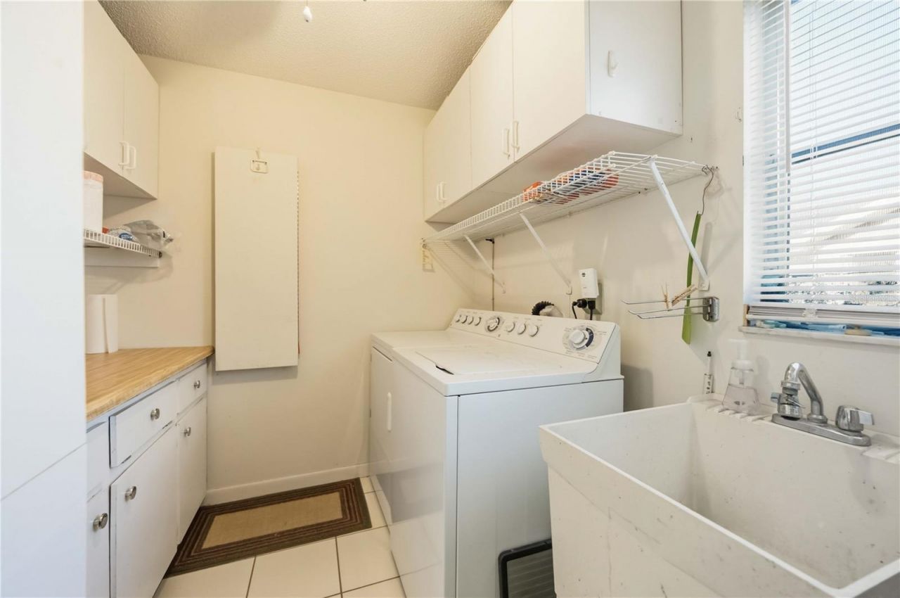 886 E 4th Street, Englewood, FL 34223 Photo