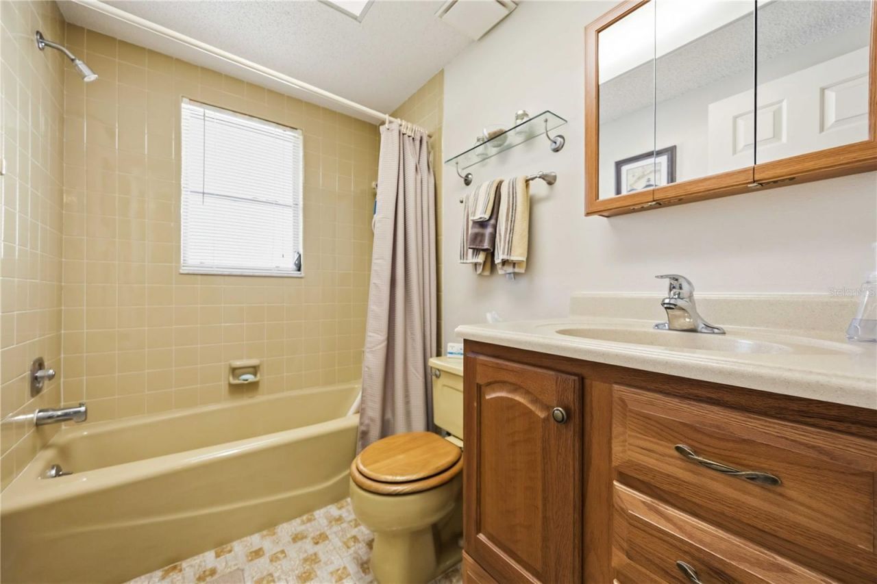 886 E 4th Street, Englewood, FL 34223 Photo