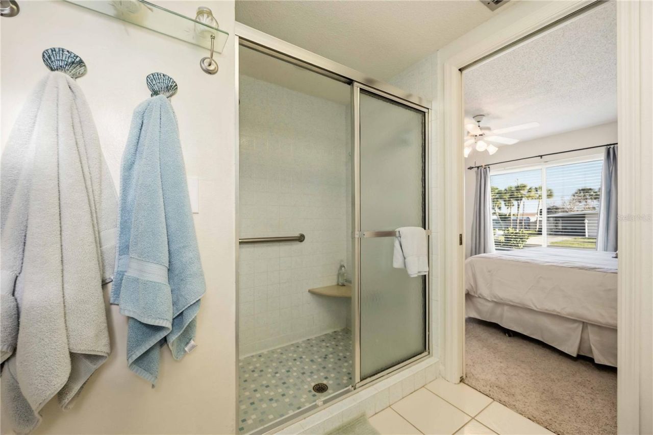 886 E 4th Street, Englewood, FL 34223 Photo