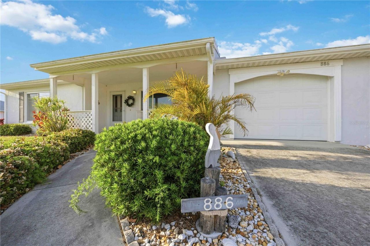 886 E 4th Street, Englewood, FL 34223 Photo