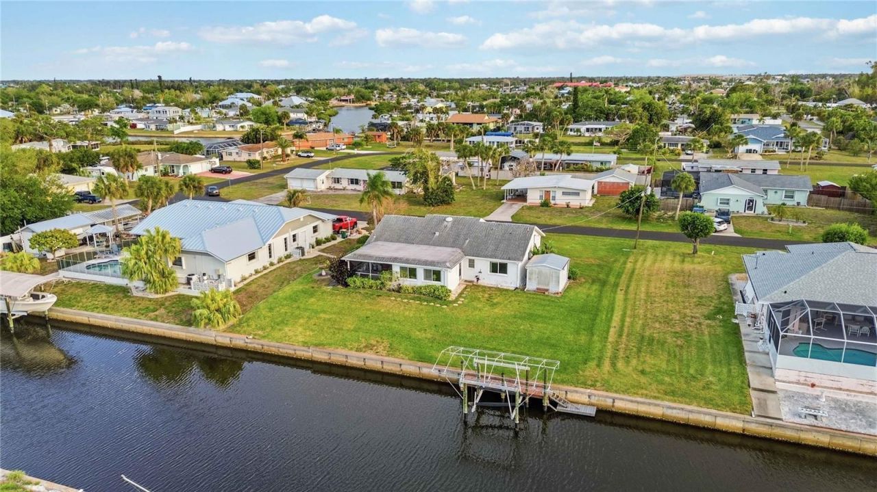 886 E 4th Street, Englewood, FL 34223 Photo