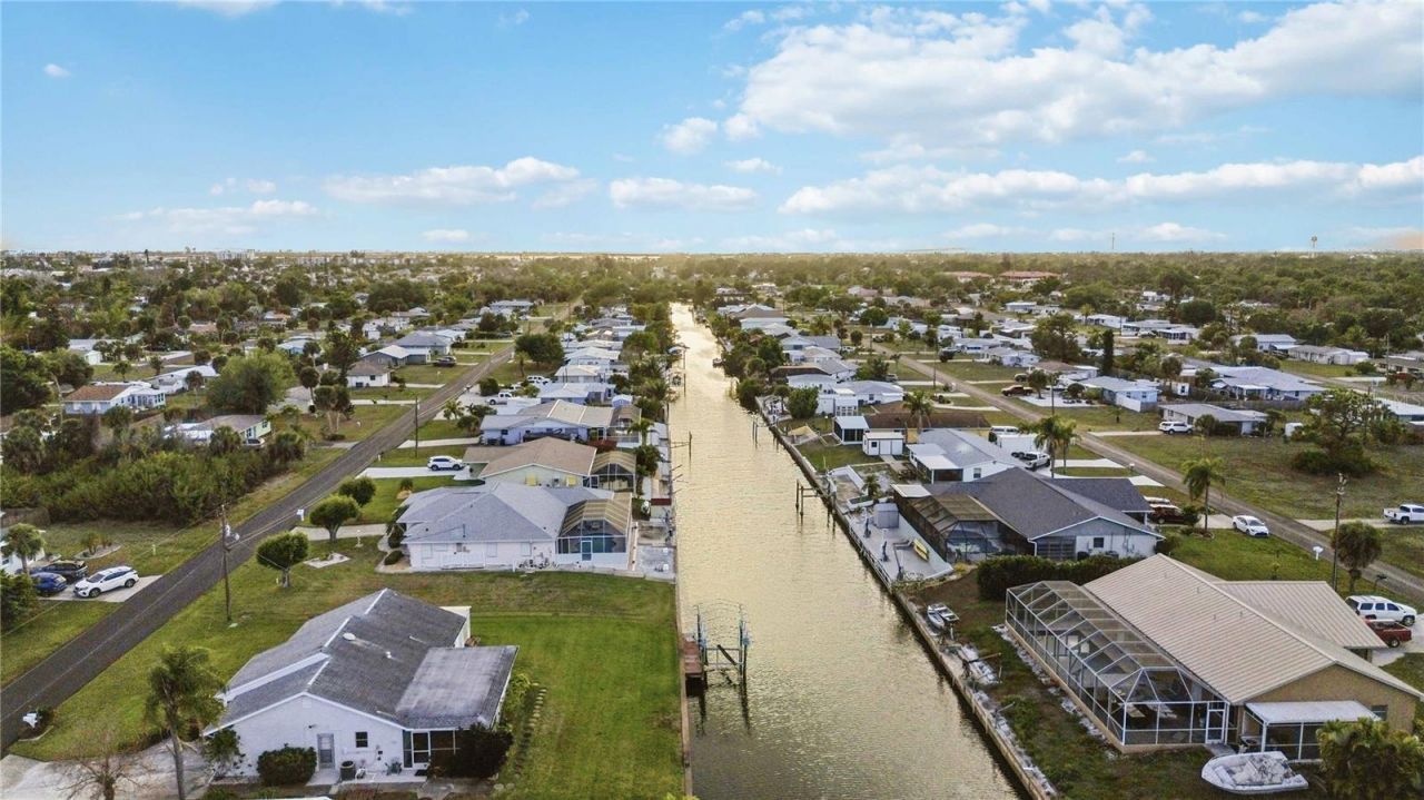 886 E 4th Street, Englewood, FL 34223 Photo