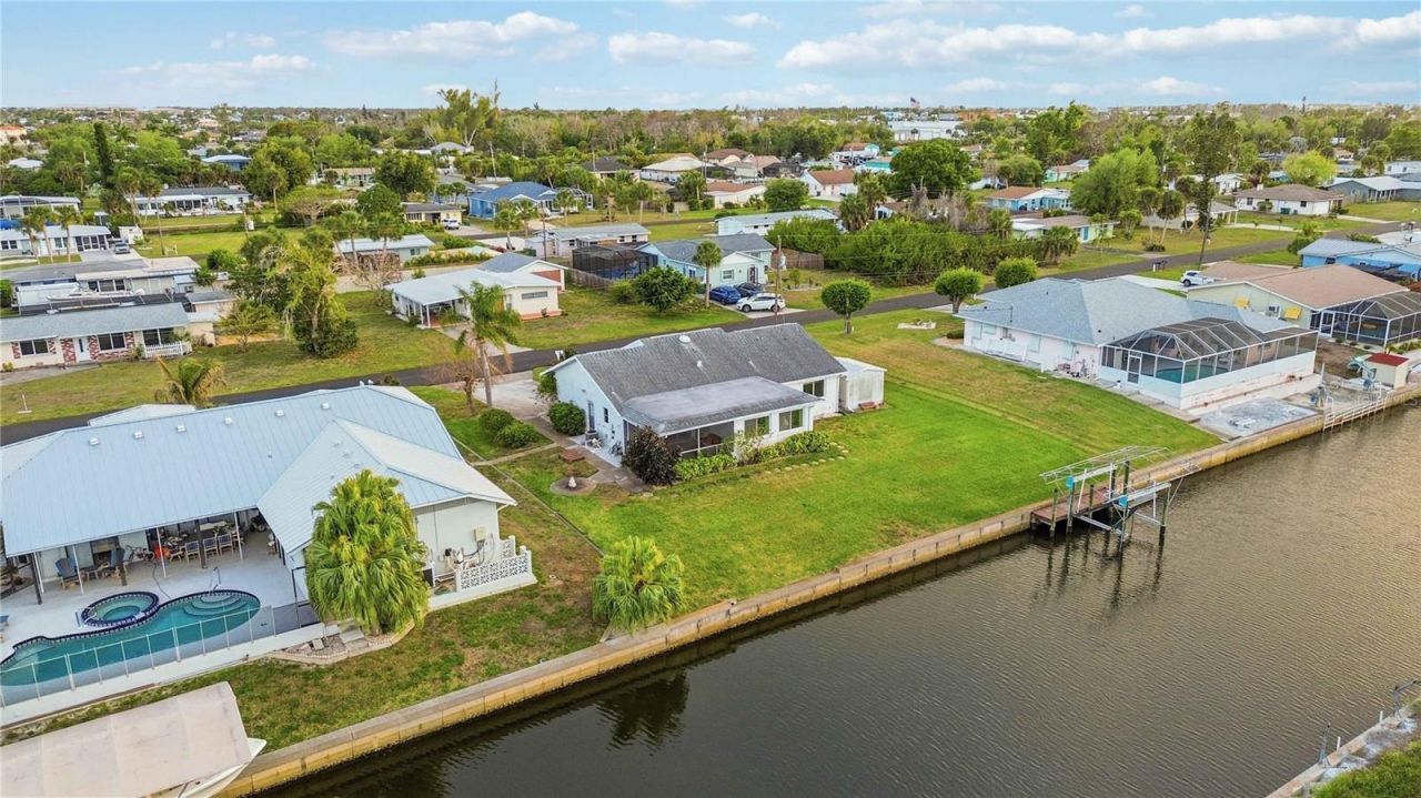 886 E 4th Street, Englewood, FL 34223 Photo