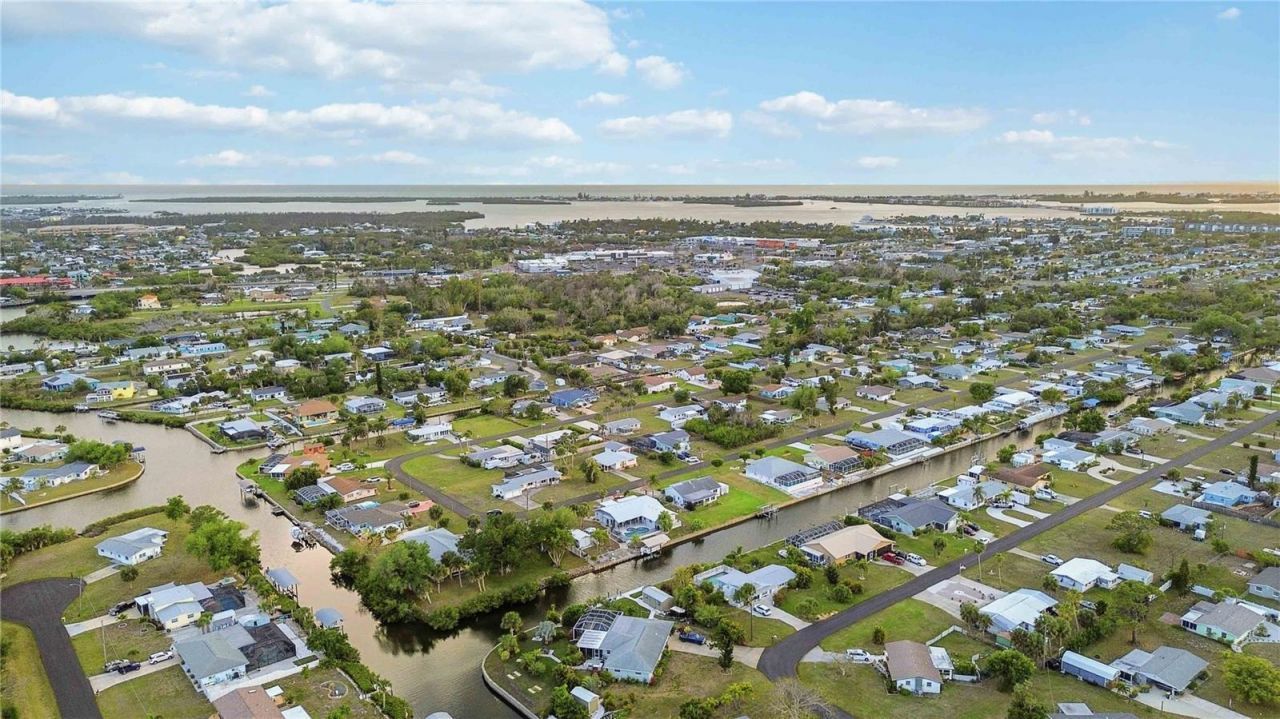 886 E 4th Street, Englewood, FL 34223 Photo