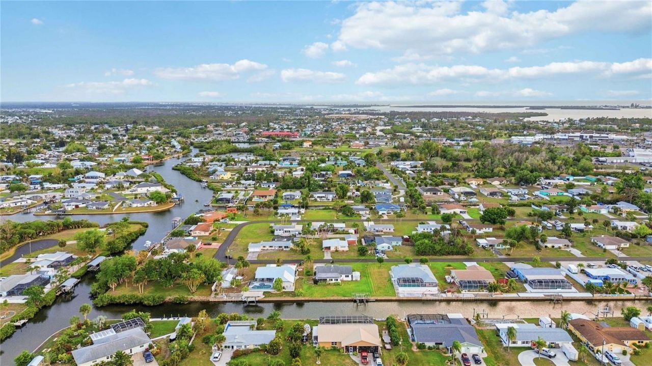 886 E 4th Street, Englewood, FL 34223 Photo