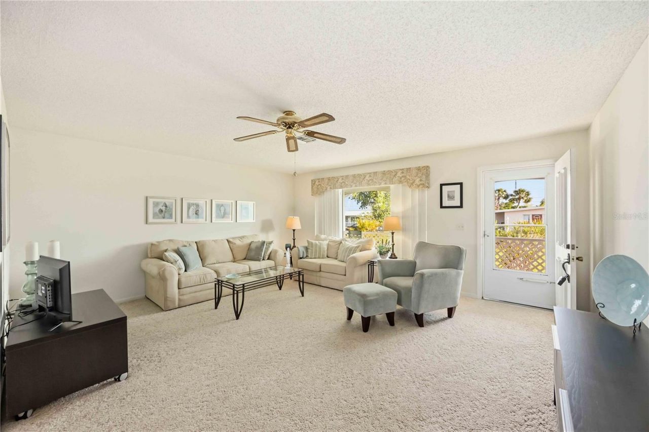 886 E 4th Street, Englewood, FL 34223 Photo