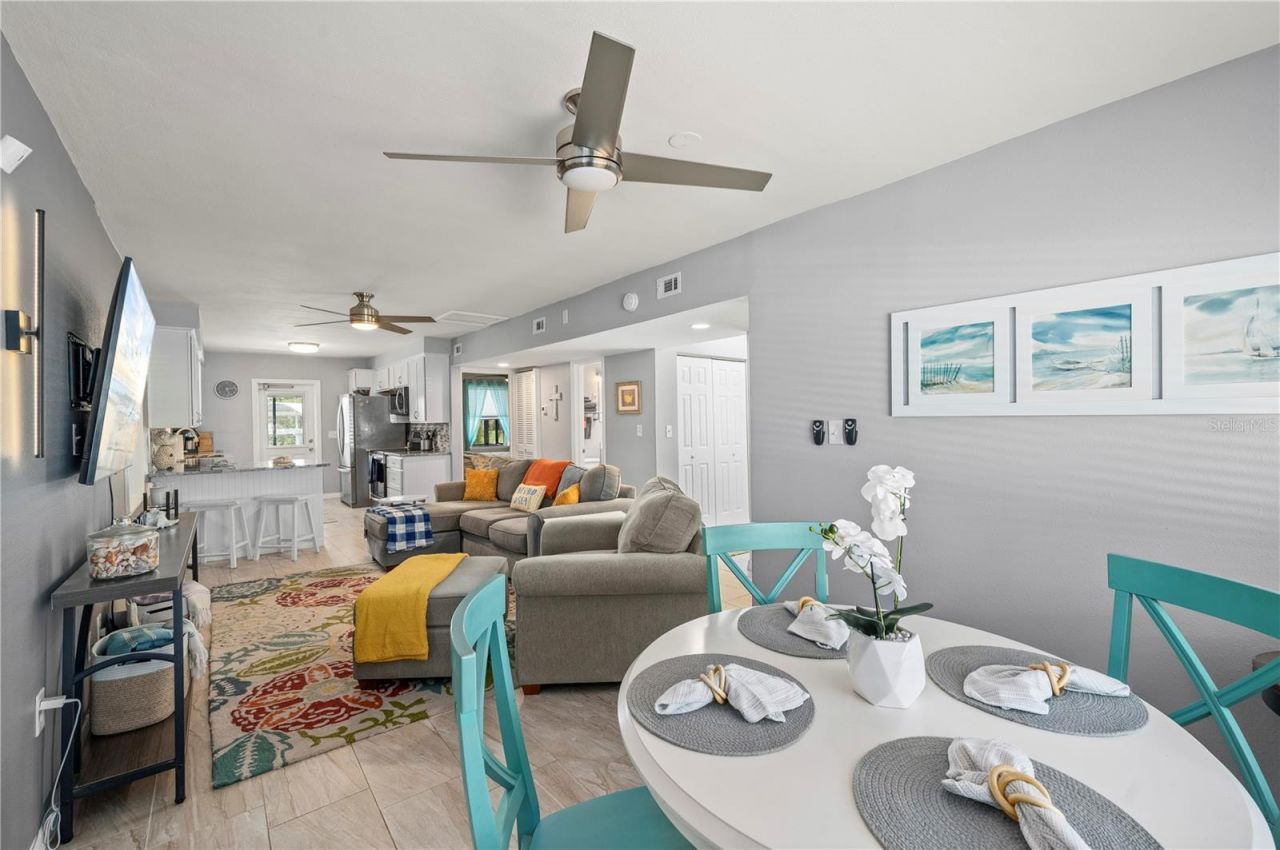 671 Sharon Circle, Port Charlotte, FL 33952 Photo