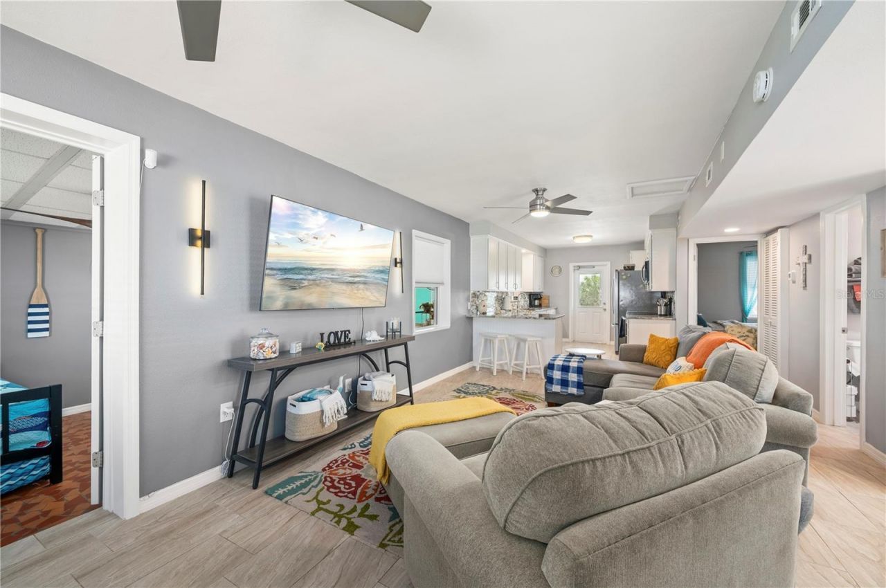 671 Sharon Circle, Port Charlotte, FL 33952 Photo