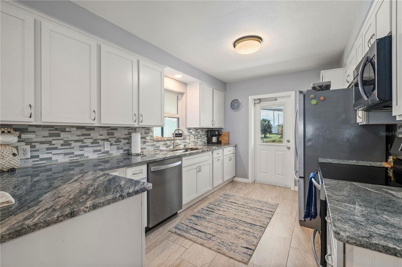 671 Sharon Circle, Port Charlotte, FL 33952 Photo