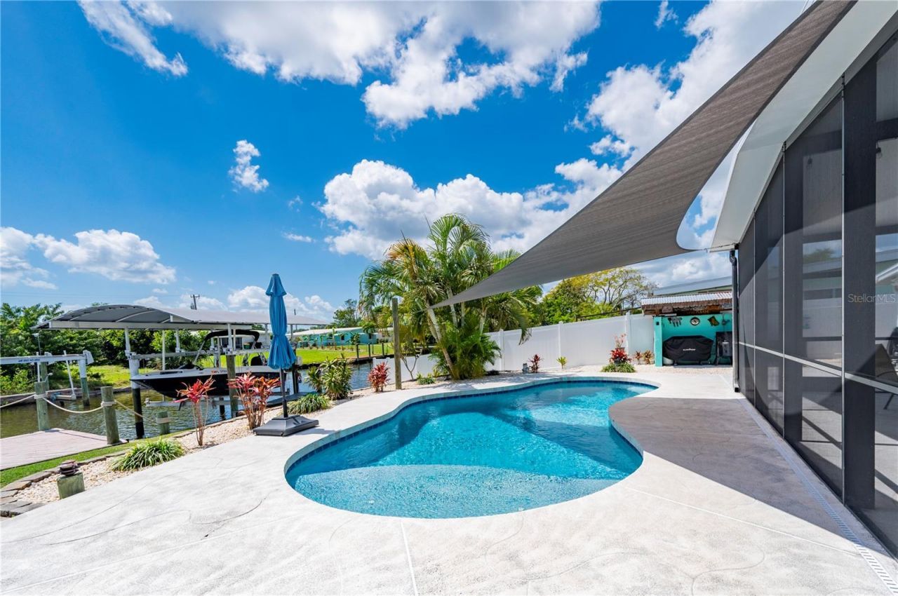 671 Sharon Circle, Port Charlotte, FL 33952 Photo