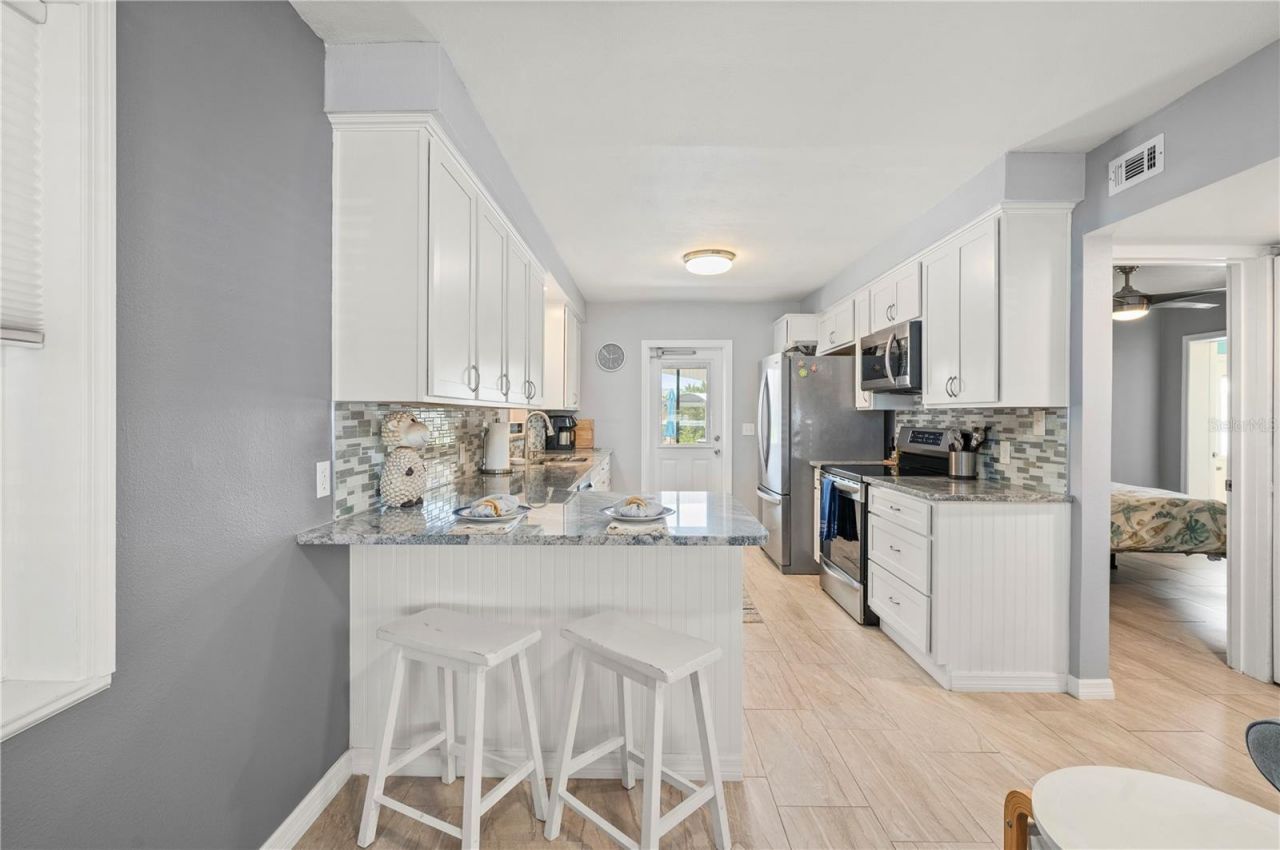 671 Sharon Circle, Port Charlotte, FL 33952 Photo