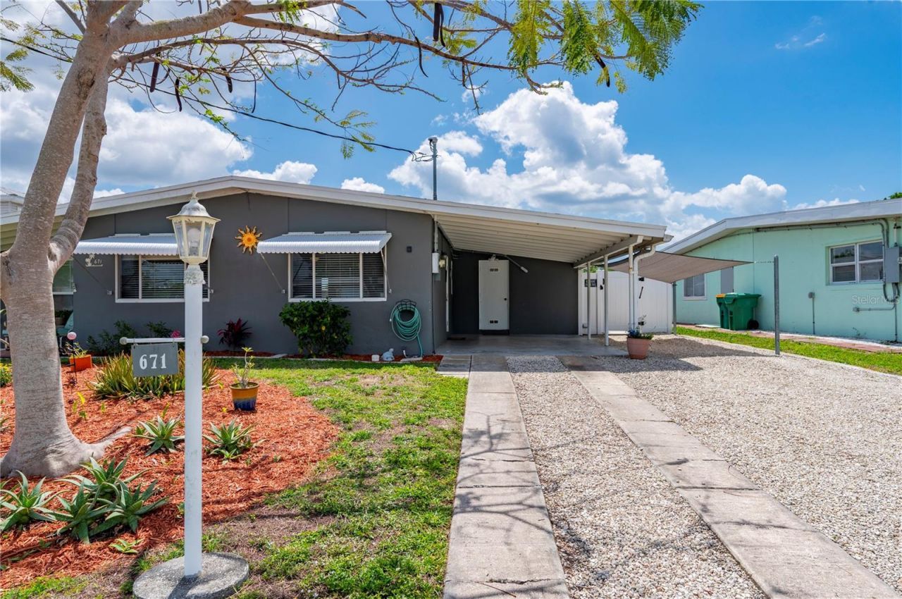 671 Sharon Circle, Port Charlotte, FL 33952 Photo