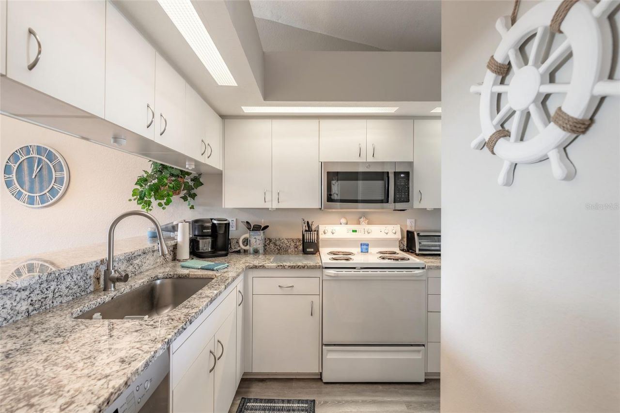 402 Bouchelle Drive, Unit 204, New Smyrna Beach, FL 32169 Photo