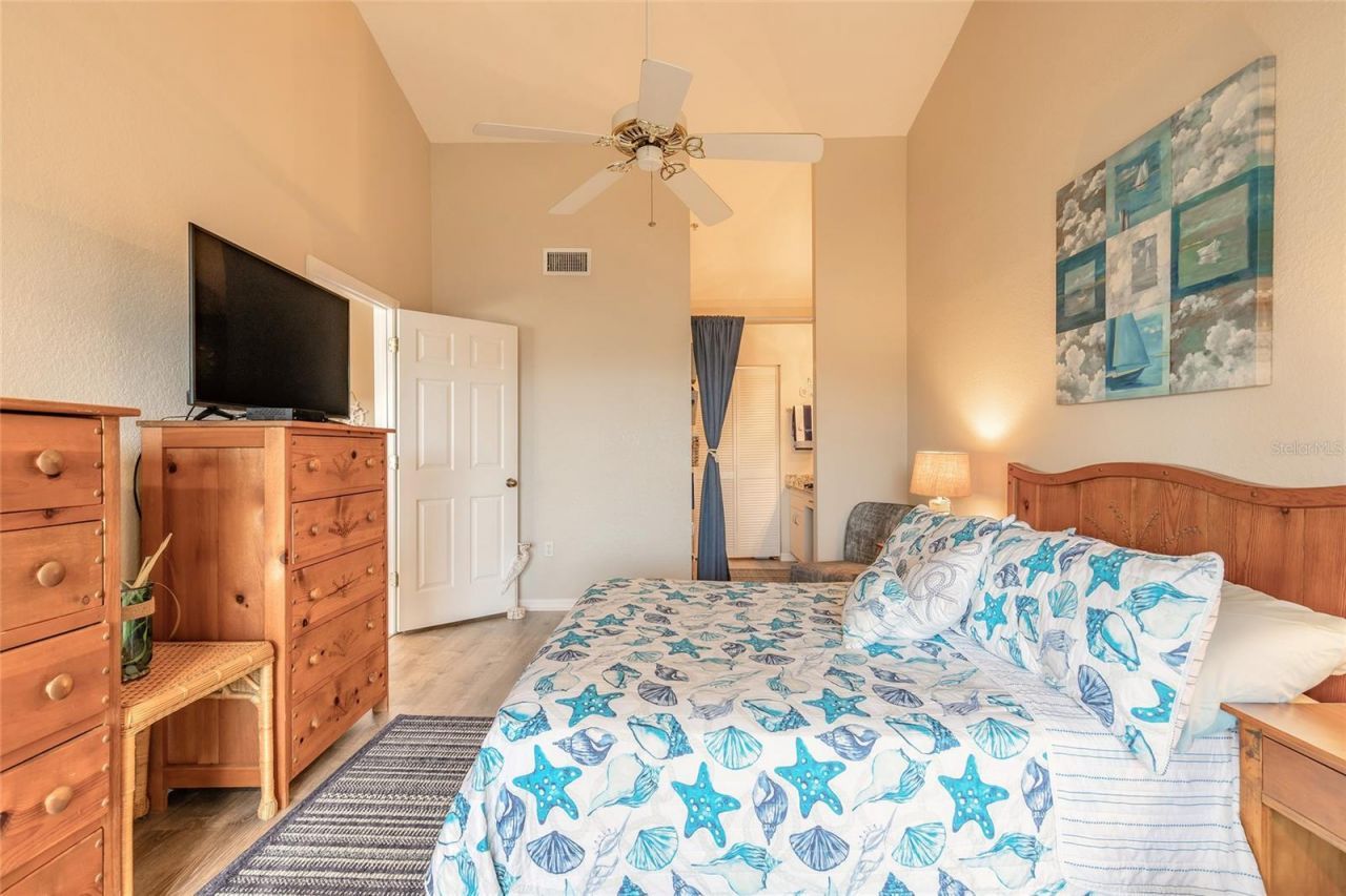 402 Bouchelle Drive, Unit 204, New Smyrna Beach, FL 32169 Photo