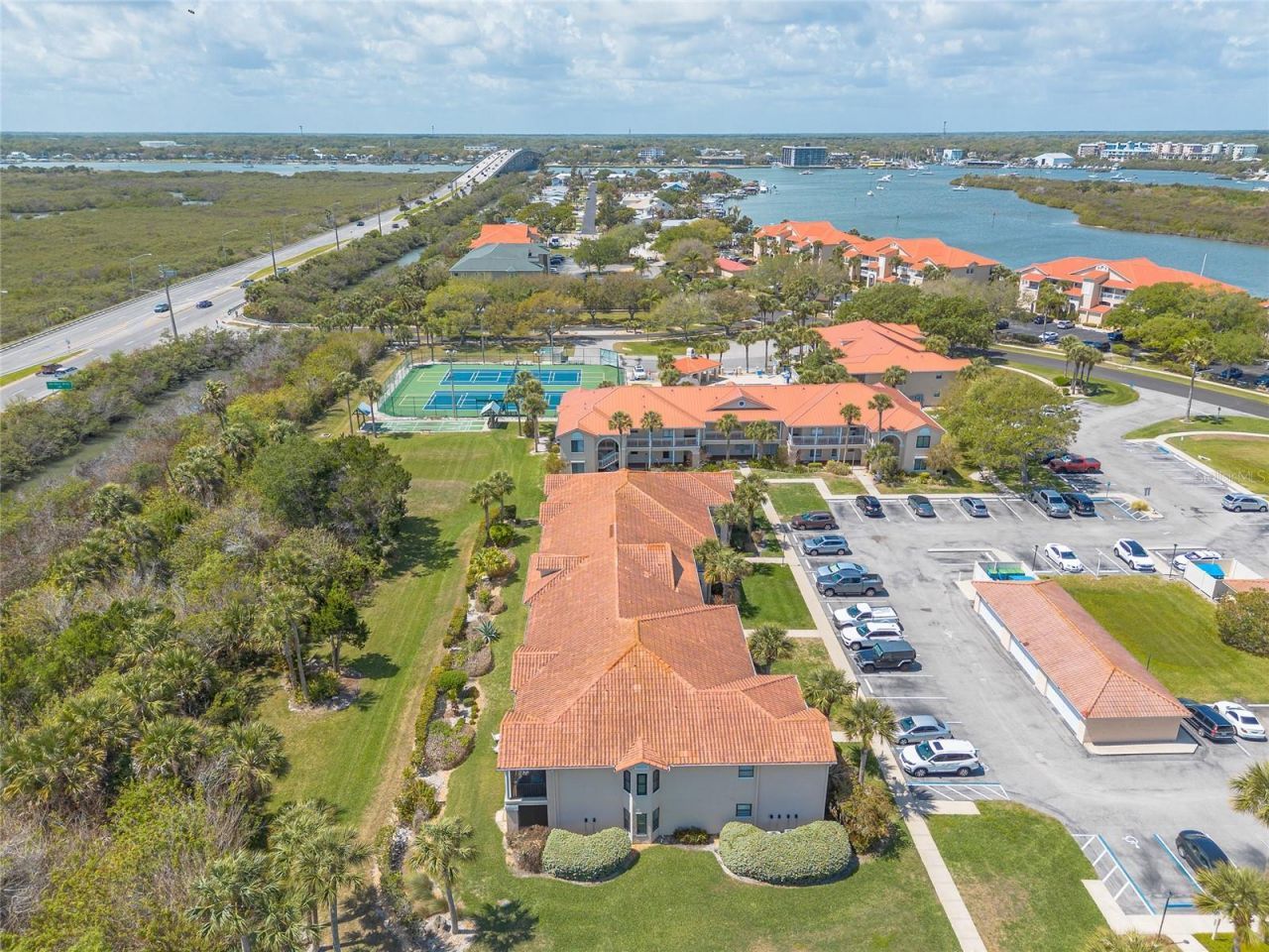 402 Bouchelle Drive, Unit 204, New Smyrna Beach, FL 32169 Photo