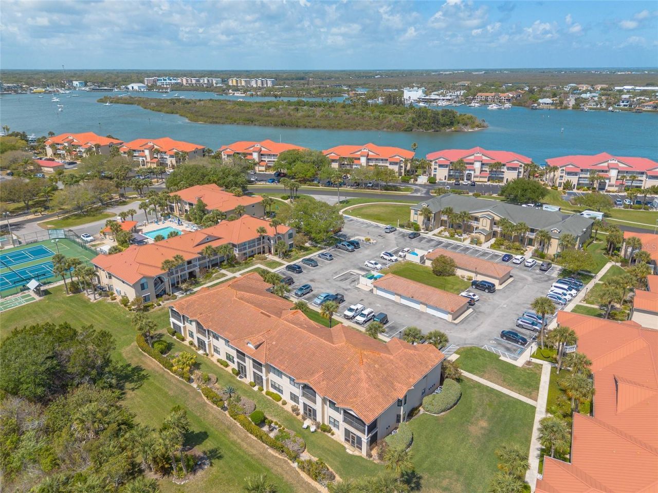 402 Bouchelle Drive, Unit 204, New Smyrna Beach, FL 32169 Photo